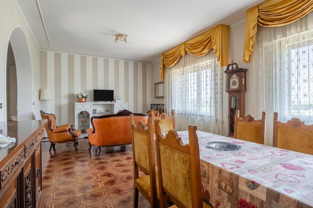 Residenza Martinelli Villa Pistoia Buitenkant foto